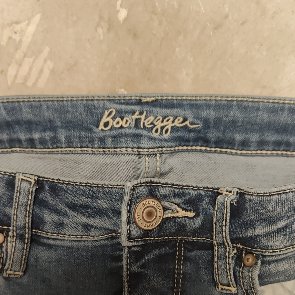 Distressed Blue Jeans - Picture 2 of 4